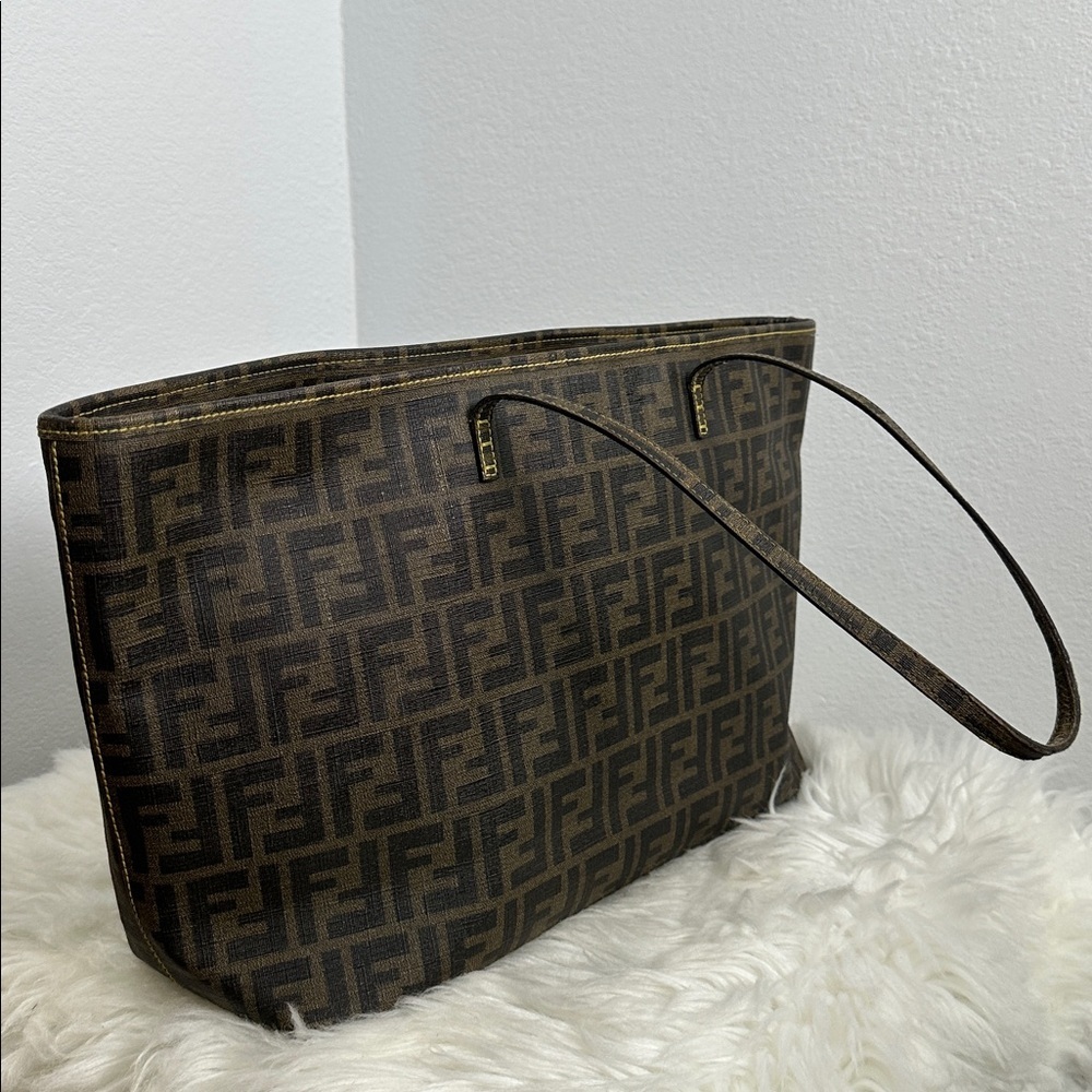 💯Authentic Fendi Roll Tote Zucca Coated Canvas Large🍀 - Picture 13 of 16